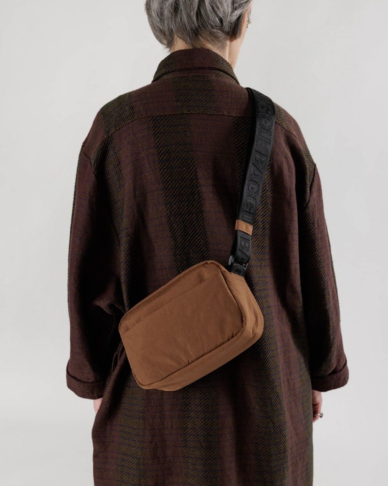 Bolsos Cruzados Baggu Camera Marrom | 756320-WKR